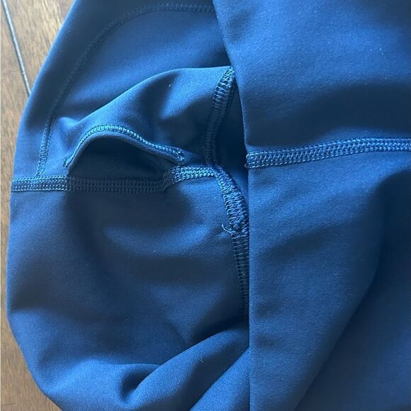 Lululemon Wunder Under Crop (Hi-Rise) Leggings Luxtreme 21" True Navy Size 4 - Picture 11 of 12